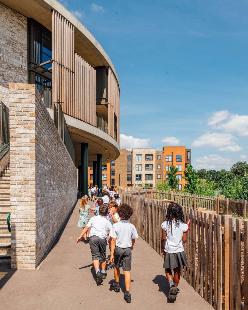 250618 Erith Lime Wood Primary School 682